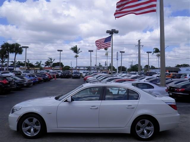 BMW 5 series 2008 photo 1