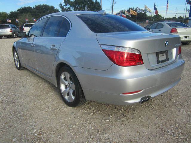 BMW 5 series 2008 photo 3