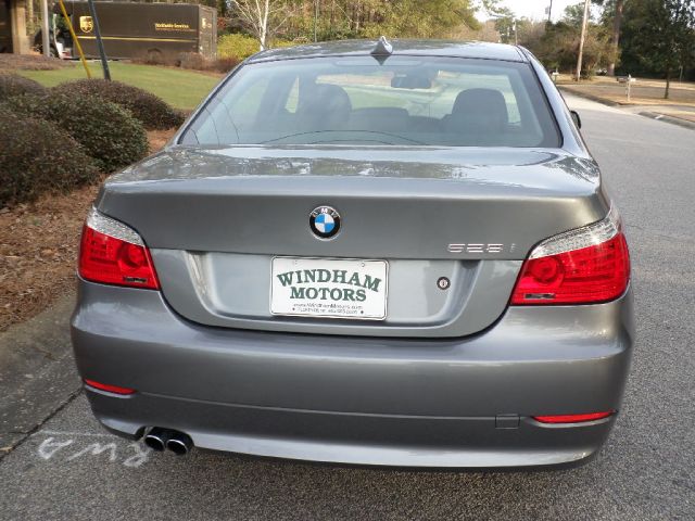 BMW 5 series 2008 photo 3