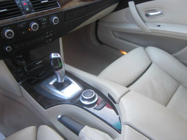 BMW 5 series XLS AWD 4 WD Sedan