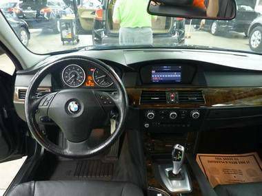 BMW 5 series 2009 photo 1
