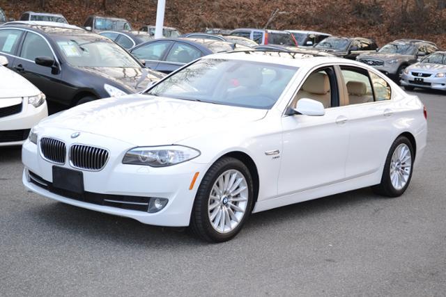 BMW 5 series 2011 photo 1