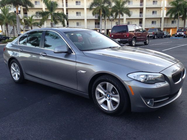 BMW 5 series 2013 photo 3