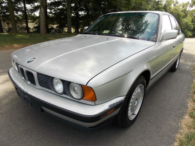 BMW 5 series 1990 photo 0