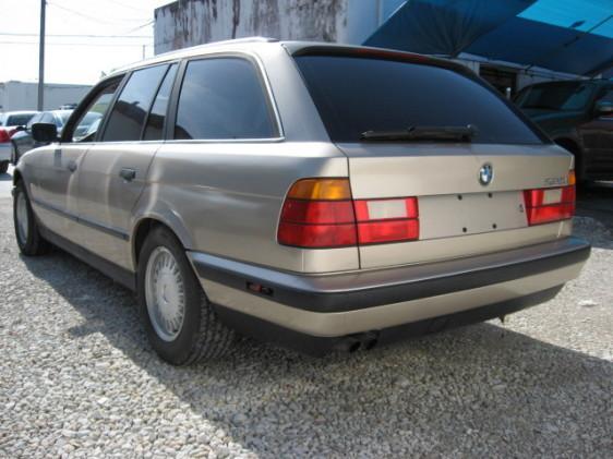 BMW 5 series 1993 photo 2
