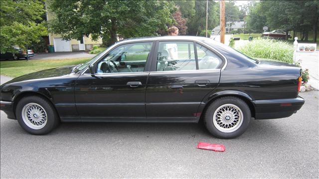 BMW 5 series 1994 photo 1
