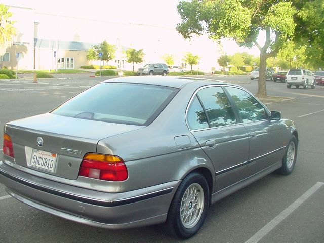 BMW 5 series 1997 photo 1