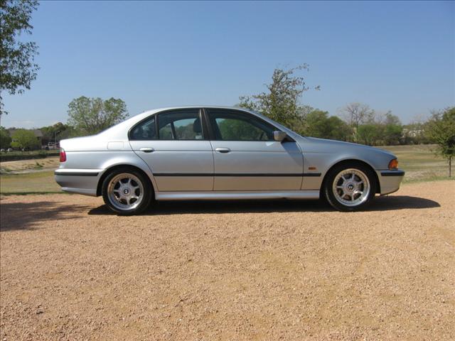 BMW 5 series 1998 photo 2