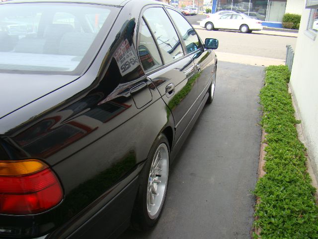 BMW 5 series 1999 photo 1