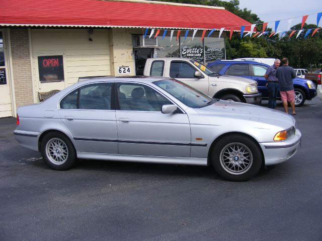 BMW 5 series 1999 photo 1