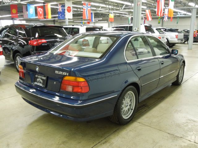 BMW 5 series 1999 photo 2