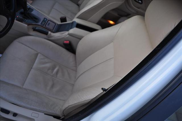 BMW 5 series 2000 photo 2