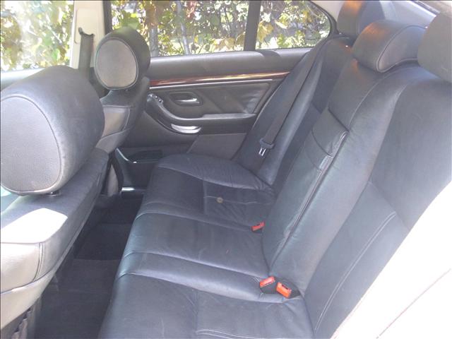BMW 5 series 2000 photo 4