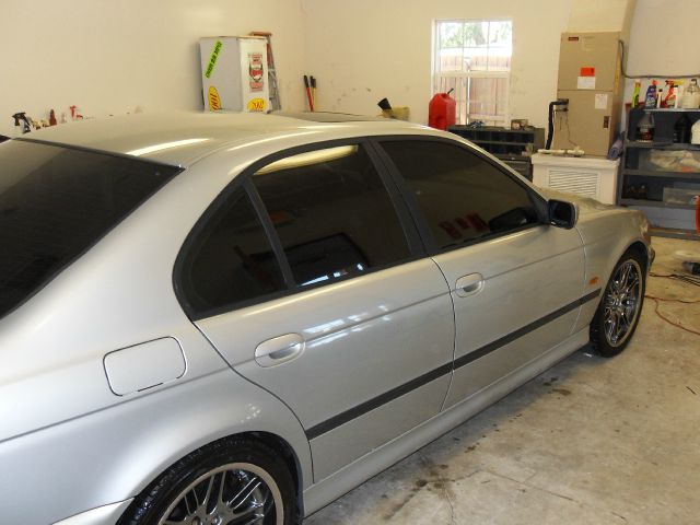 BMW 5 series 2000 photo 1