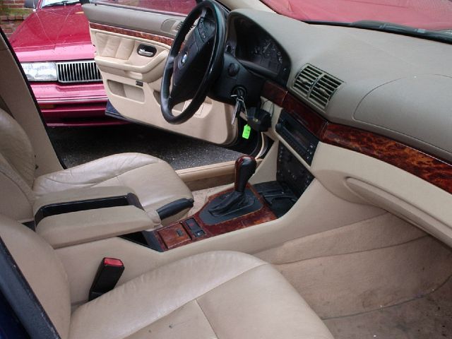 BMW 5 series 2000 photo 4