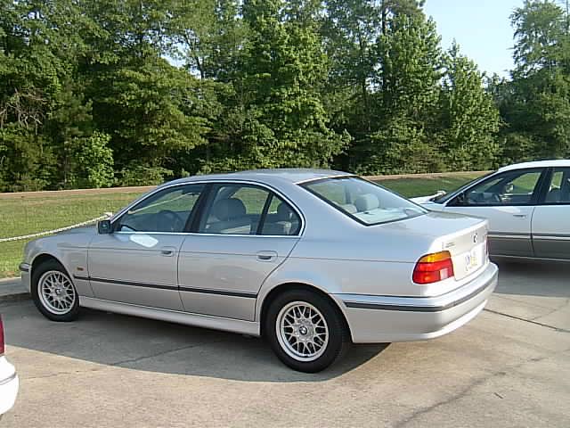 BMW 5 series 2000 photo 2