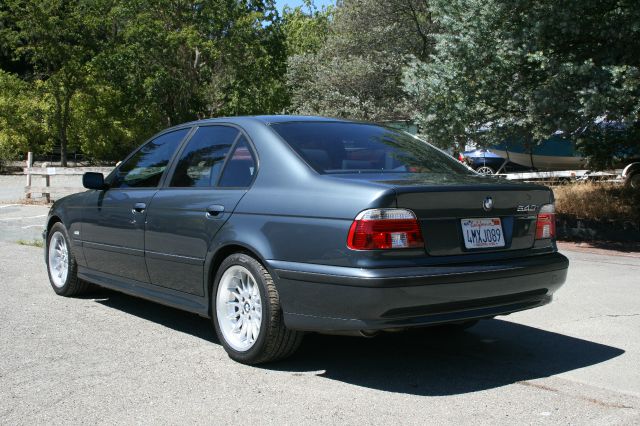 BMW 5 series 2000 photo 3