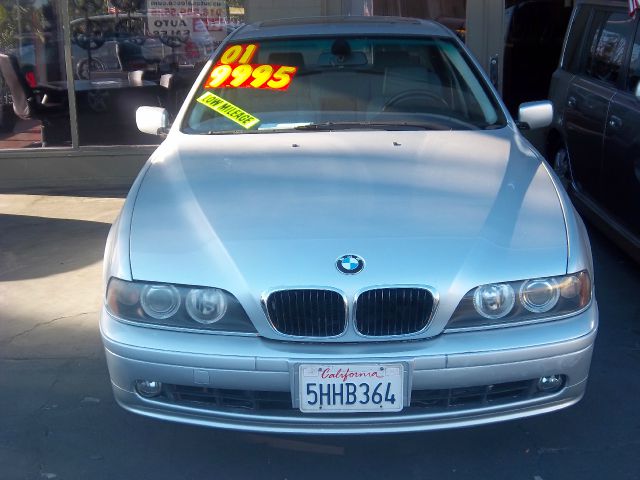 BMW 5 series Supercab 145 XLT 4WD Sedan