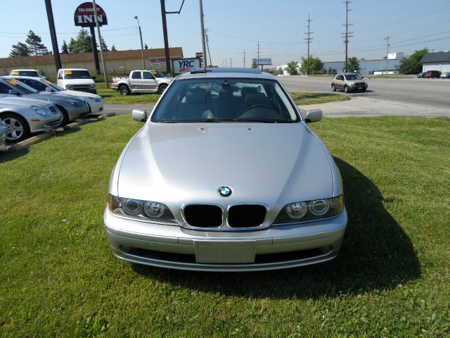 BMW 5 series 2001 photo 1