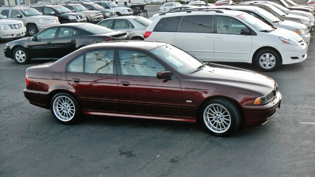 BMW 5 series AWD 4dr 4.8i SUV Sedan