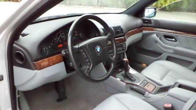 BMW 5 series 2001 photo 3