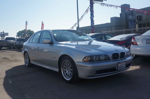BMW 5 series 2002 photo 2