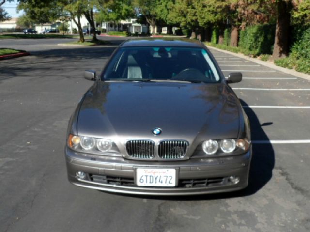 BMW 5 series 2002 photo 3