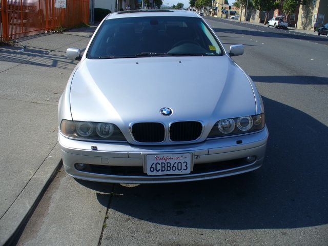 BMW 5 series 2002 photo 0