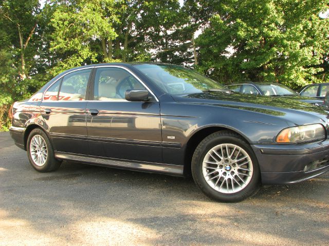 BMW 5 series 2002 photo 3