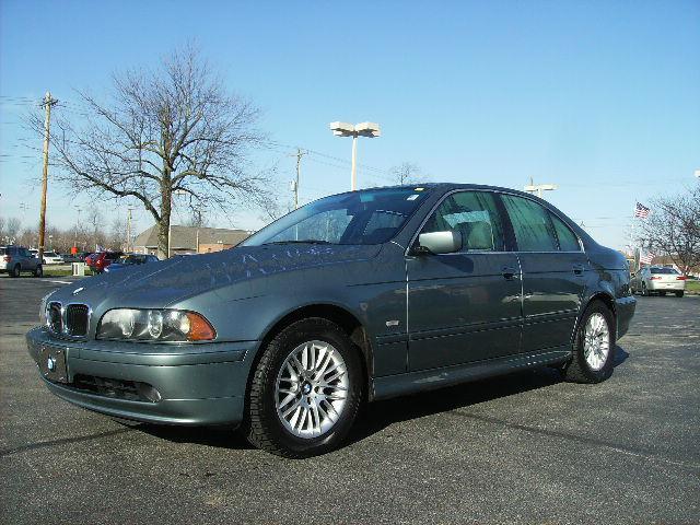 BMW 5 series Luxury Premier Sedan
