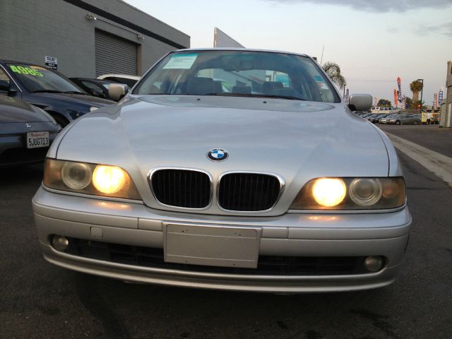 BMW 5 series 2002 photo 3