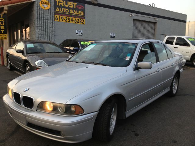 BMW 5 series 2002 photo 4