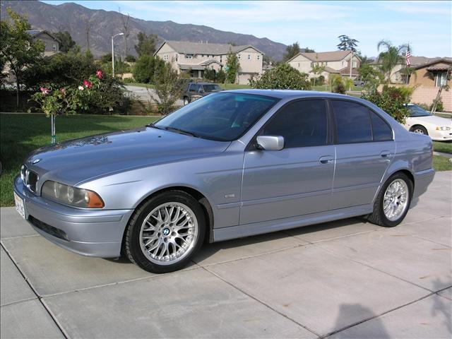 BMW 5 series 2002 photo 1