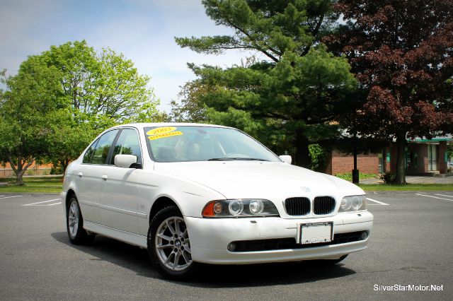 BMW 5 series 2003 photo 32