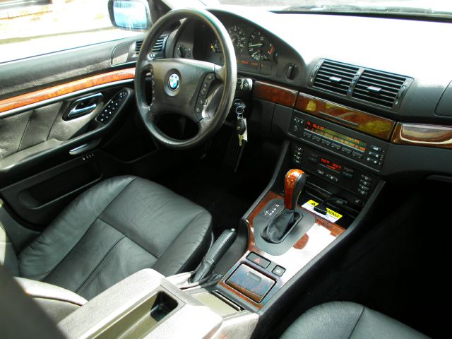BMW 5 series 2003 photo 21
