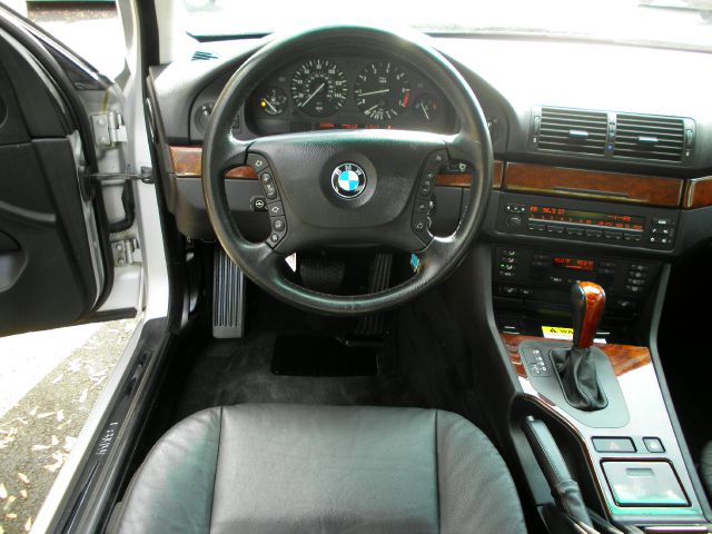 BMW 5 series 2003 photo 43