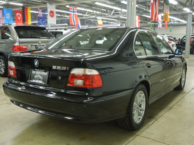 BMW 5 series 2003 photo 1