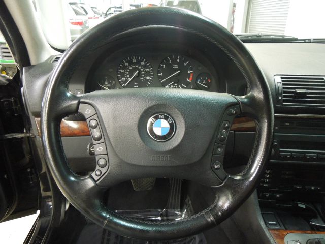 BMW 5 series 2003 photo 10