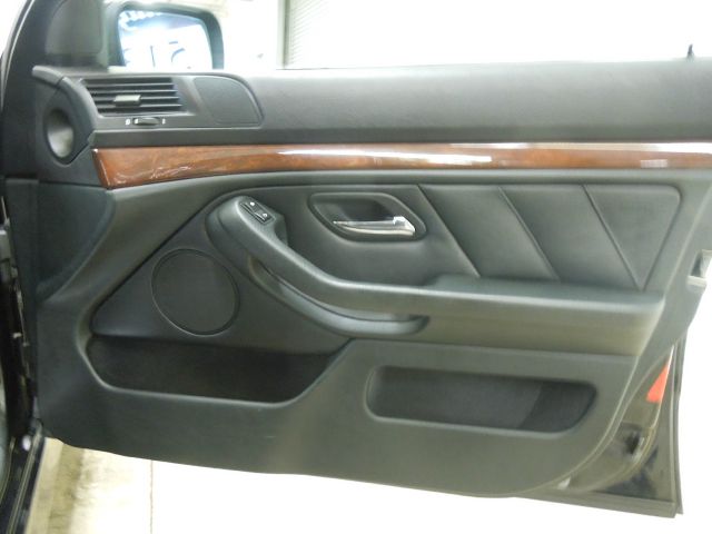 BMW 5 series 2003 photo 16