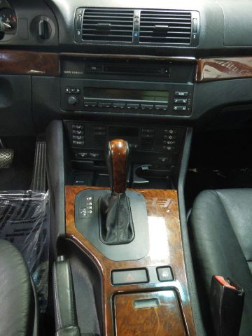 BMW 5 series 2003 photo 24