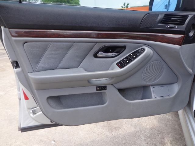 BMW 5 series 2003 photo 11