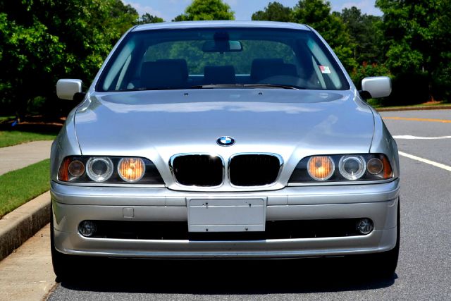 BMW 5 series 2003 photo 2