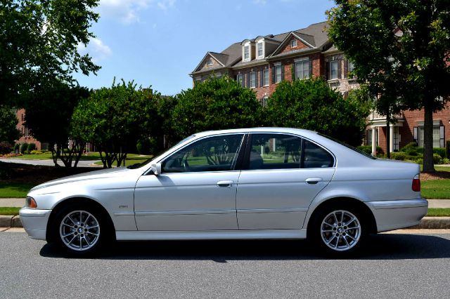 BMW 5 series 2003 photo 3
