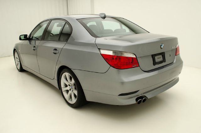 BMW 5 series 4 AWD Sedan Sedan