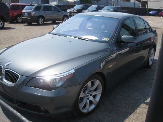 BMW 5 series 2004 photo 1