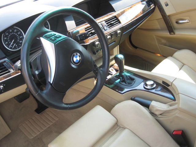 BMW 5 series 2004 photo 3