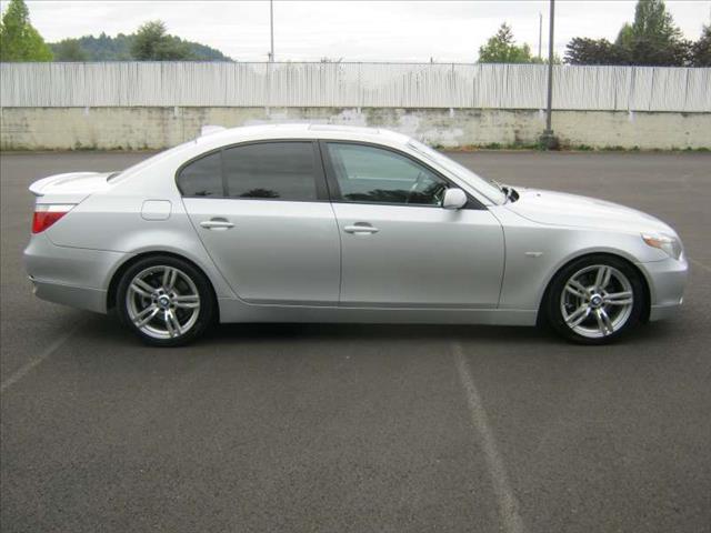 BMW 5 series 2004 photo 3