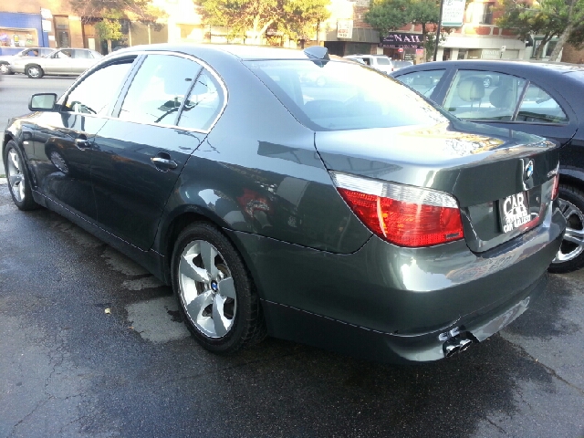 BMW 5 series 2004 photo 1