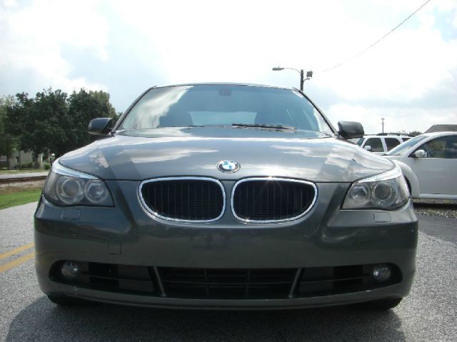 BMW 5 series 2004 photo 0