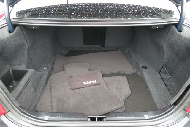 BMW 5 series 2004 photo 1